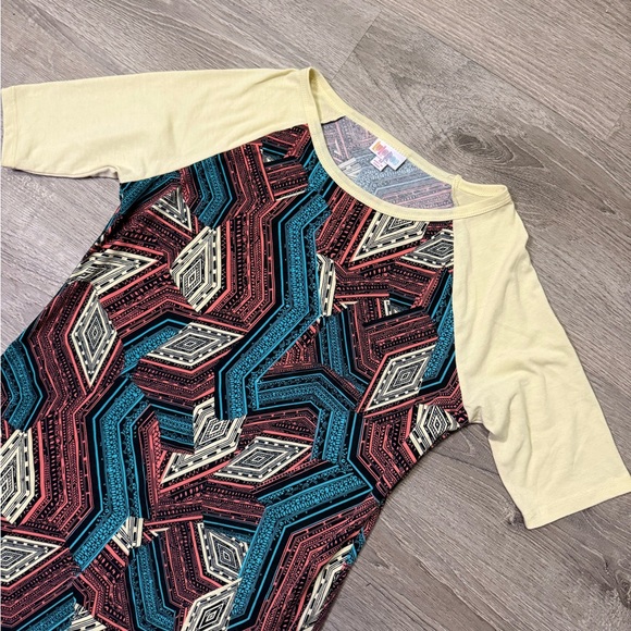 •LULAROE• 3/4 sleeve geometric dress - Picture 2 of 4